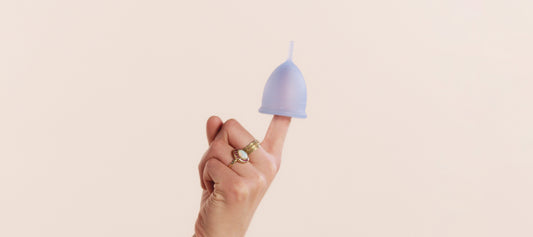 menstrual cup how to insert 