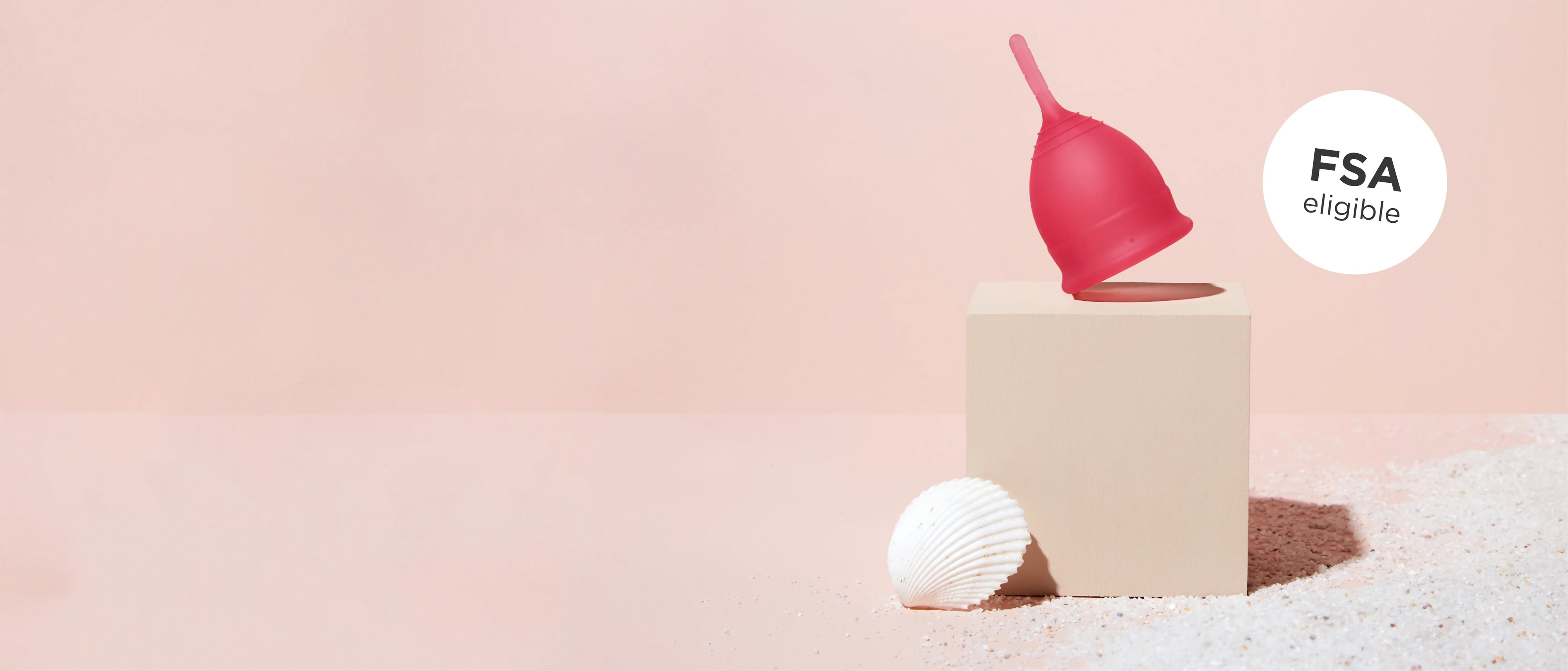 A model wearing Saalt’s lacy underwear collaboration with Hanky Panky, in color are Mountain Green. Tone is confident and lively.