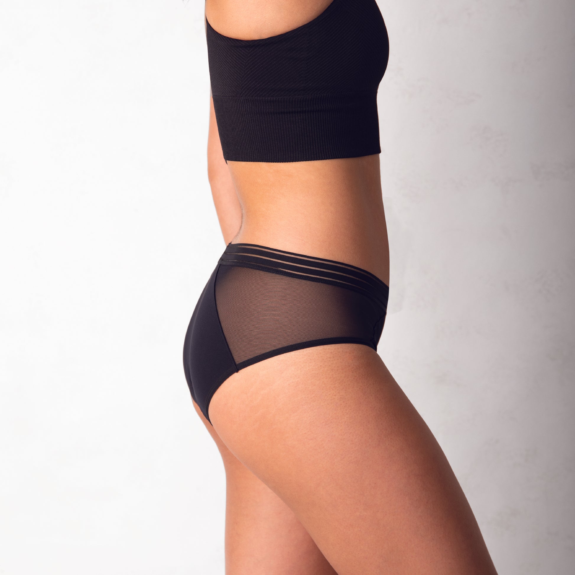 Saalt Wear Hipster Period Underwear - Volcanic Black – Terra Shepherd  Boutique & Apothecary